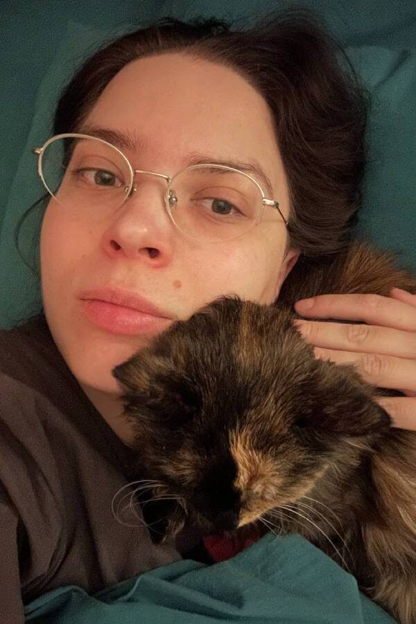 Юля прощается с Черешней
Фото: из личного архива