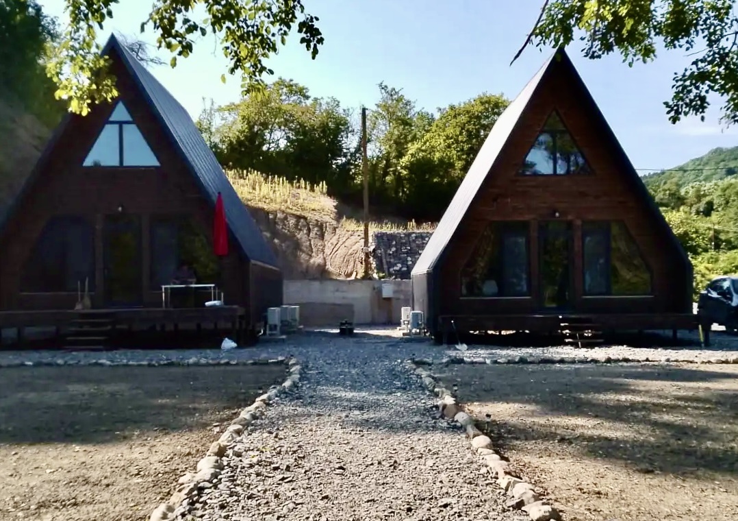 Красивые домики на природе 