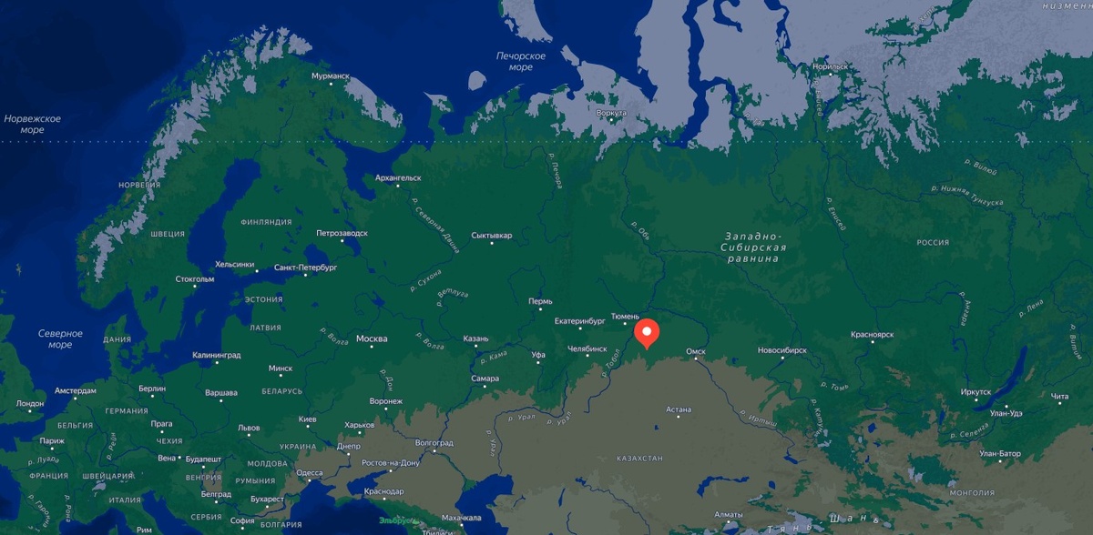 Озеро на карте Евразии. Яндекс Карты.