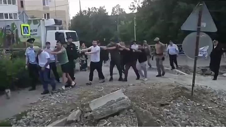 Началось! Москва зашла с козырей против Баку: Силовики достали особые папочки. Из России вышвыривают главарей