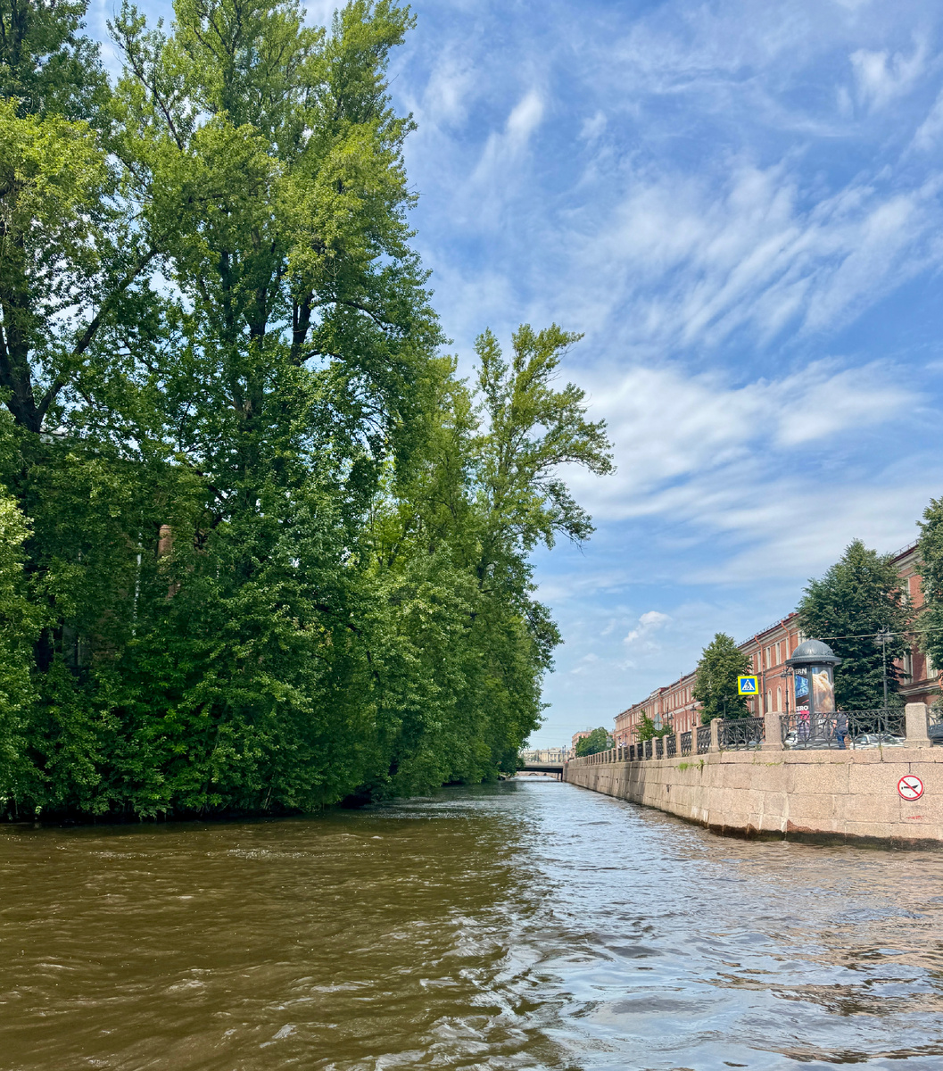 Прогулка на катере (личный архив)