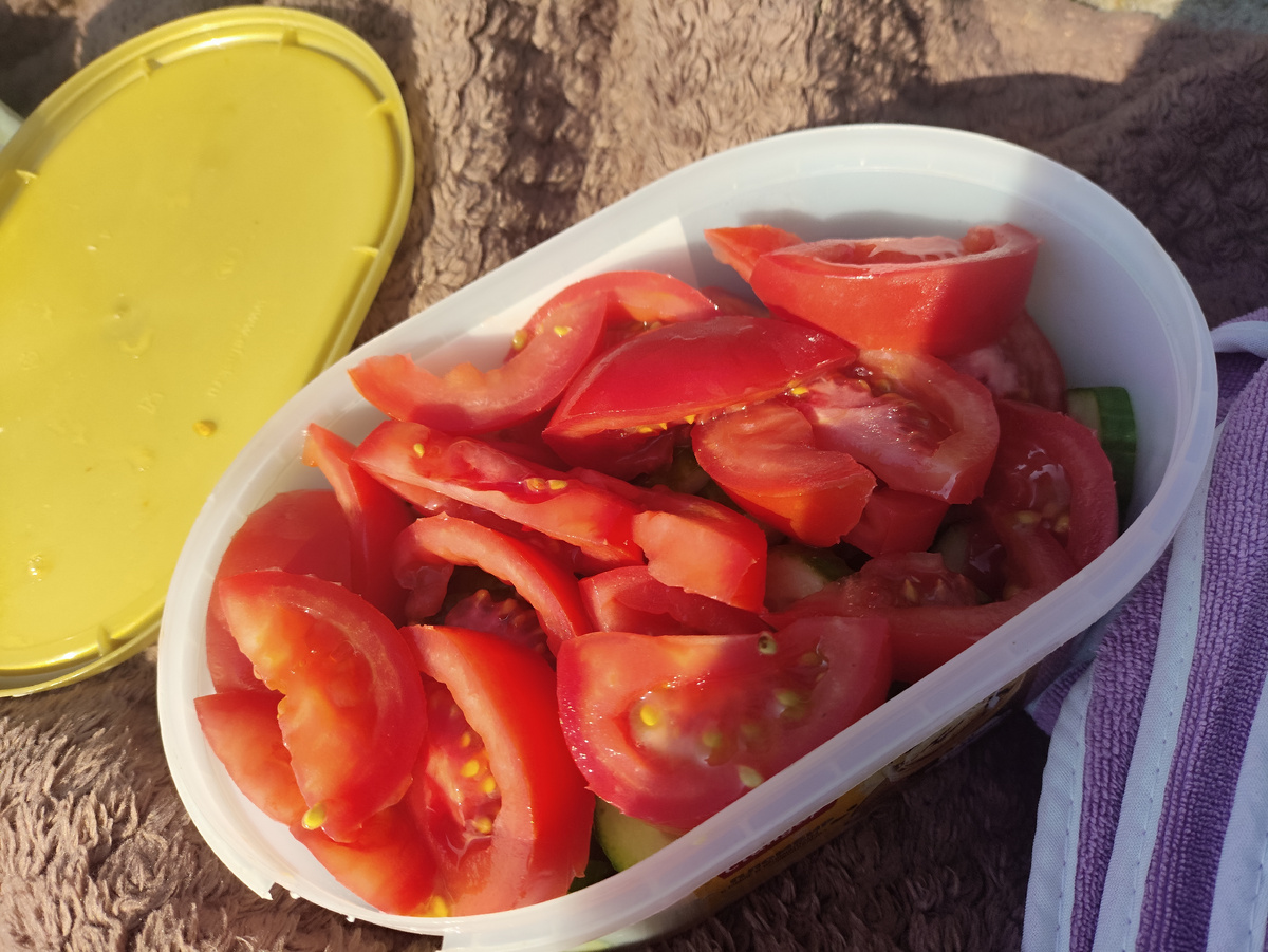 Нехитрый перекус на жаре