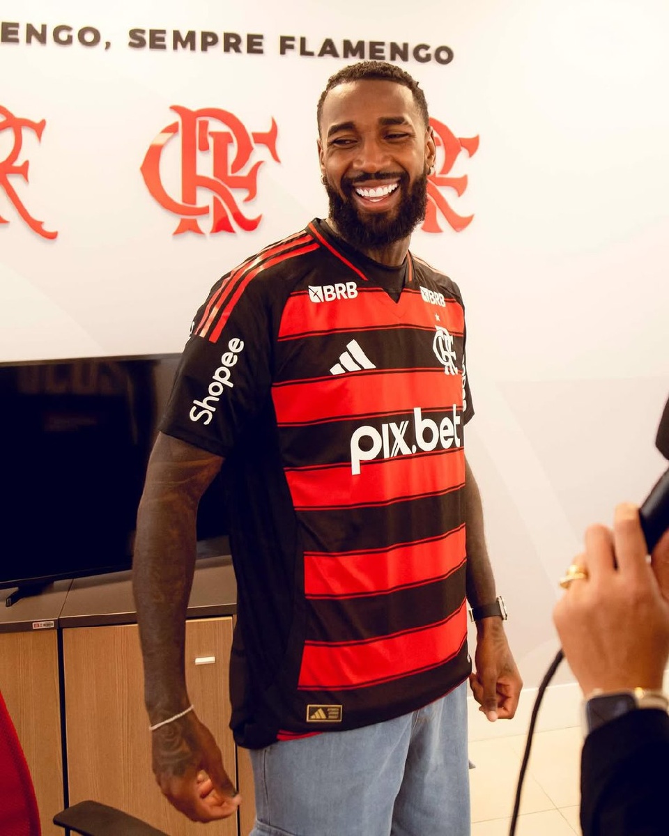    "Фламенго" объявил об уходе Жерсона в "Зенит"евгений