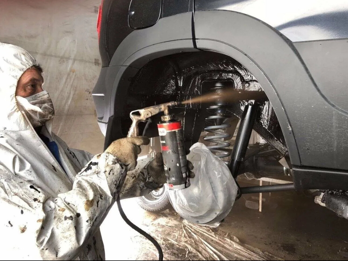 Фото заимствовано - https://uslugi.yandex.ru/20286-krasnoselsky-district/category/remont-avto/antikorrozijnaja-obrabotka--5374?fn=8ad222ae52376c8ddd7c&displayid=Autoweb-2660372