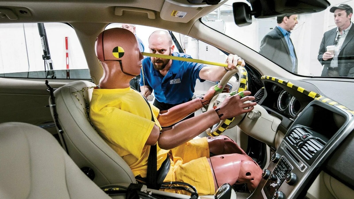 Фото заимствовано - https://www.autoagora.gr/to-kalytero-aytokinito/news/best-buy-sygkritika-test/Poio-Mikro-montelo-prosferei-thn-megalyterh-asfaleia_192041_41913.asp