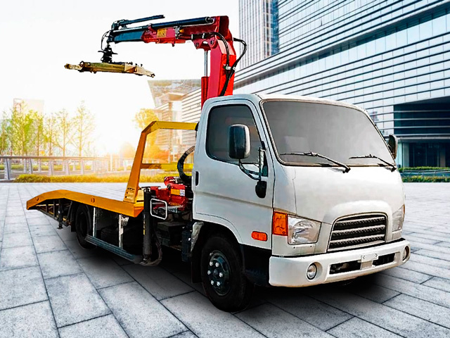 Вот на такой штуке возят поломанные машины...