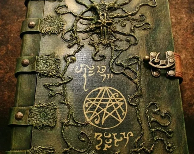 Три самые таинственные книги, придуманные Говардом Лавкрафтом