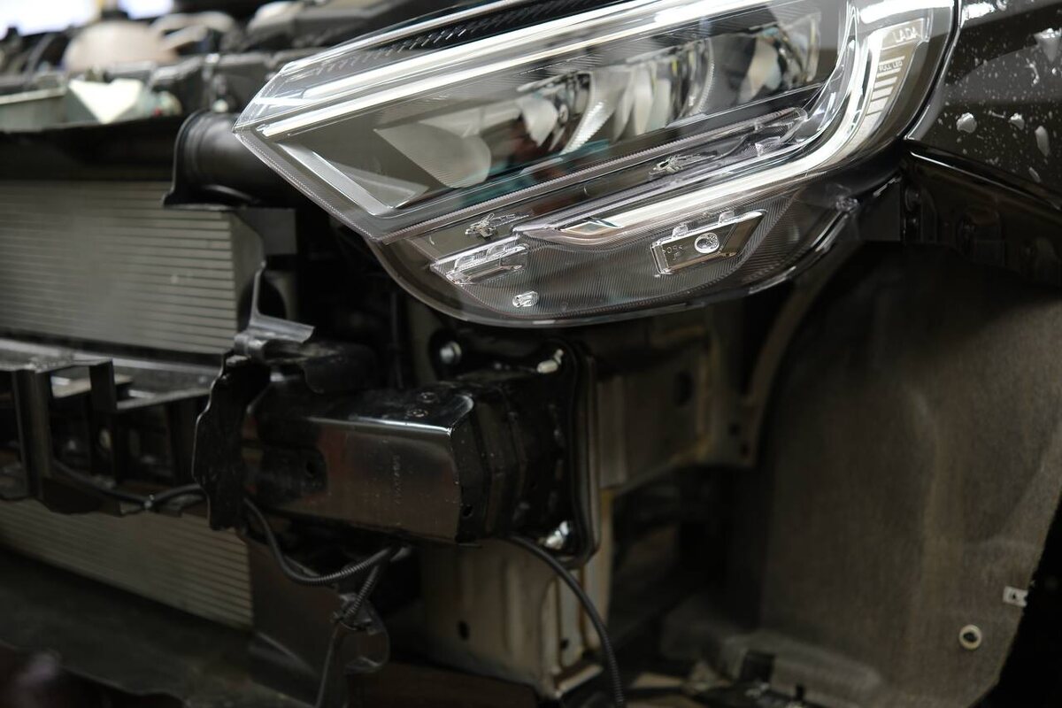 - Установка противотуманных фар