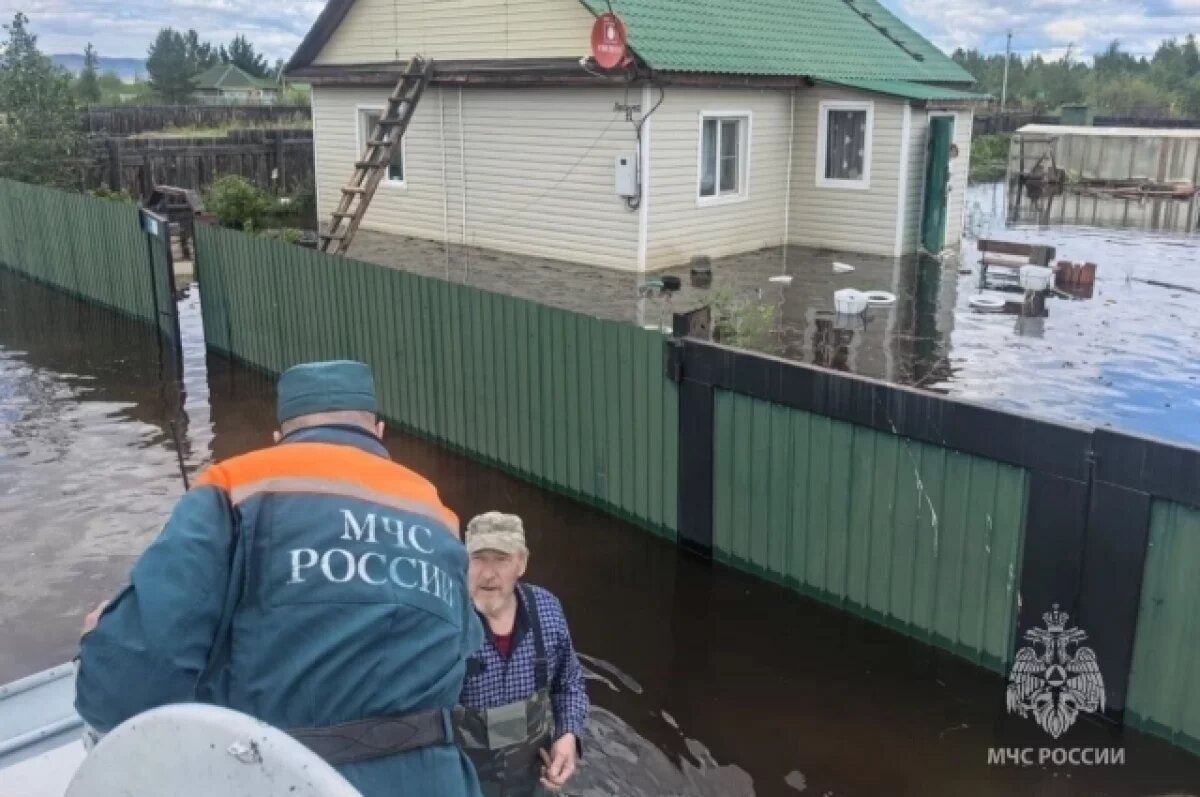    Группировка МЧС сосредоточена в подтопленном СНТ «Шишкино-Остров»