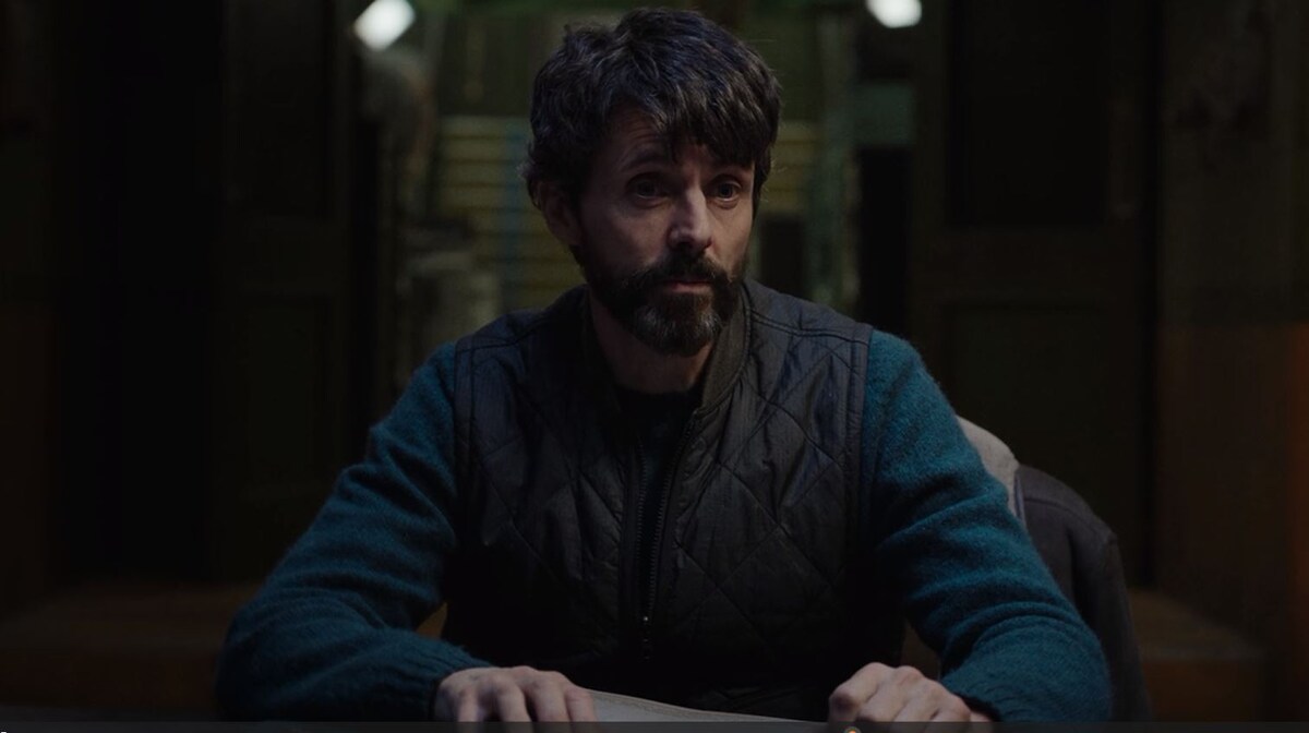 Кадр из сериала. Мэттью Гуд в роли Карла Морка.