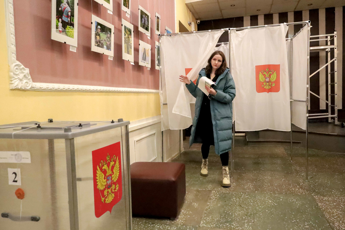 О своем желании побороться за губернаторское кресло заявили 11 кандидатов.  Фото: Елена Майорова