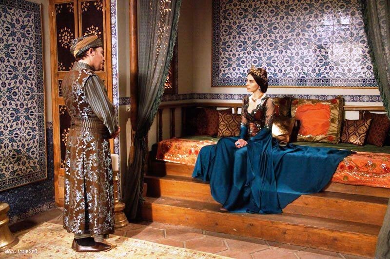 Авторский коллаж из фрагментов турецкого сериала "Великолепный век"