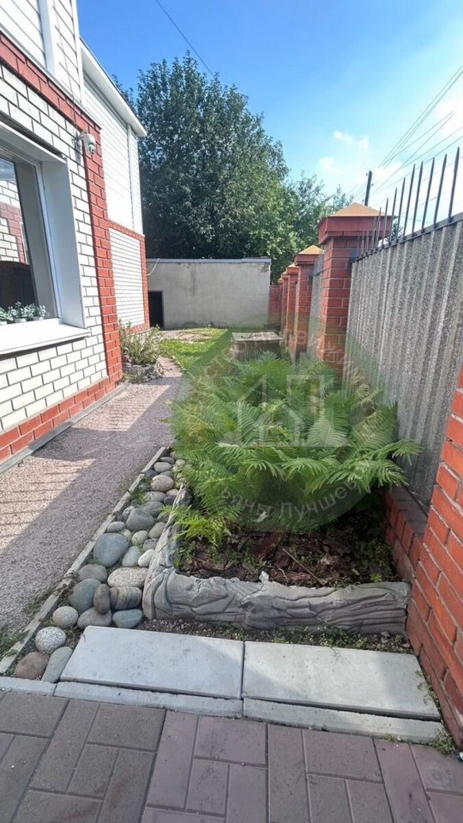    Коттедж в пpoезде Цуканoвoй. Источник: avito.ru