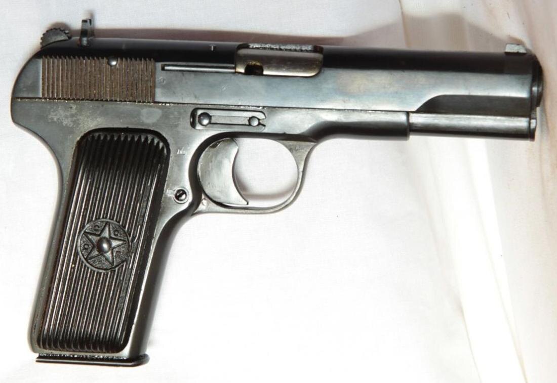 Пистолет ТТ (Тульский Токарева). ﻿1951 г. СССР.