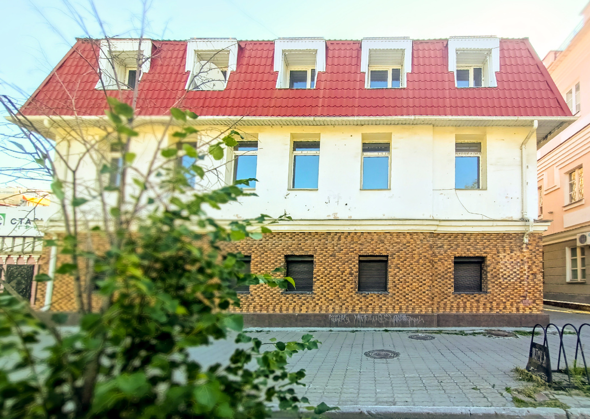 Город Екатеринбург, улица Розы Люксембург