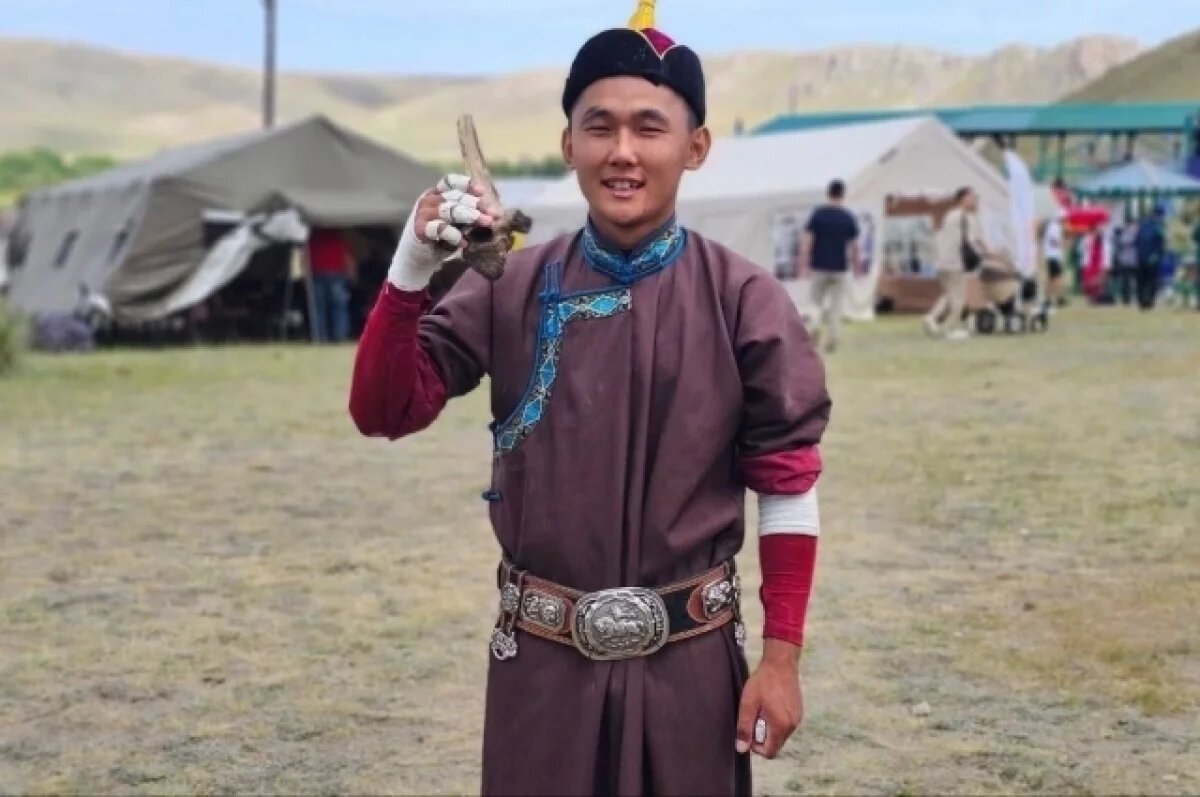    Доржо Шонхоев из Бурятии стал чемпионом по һээр шаалган на Ёрдынских играх