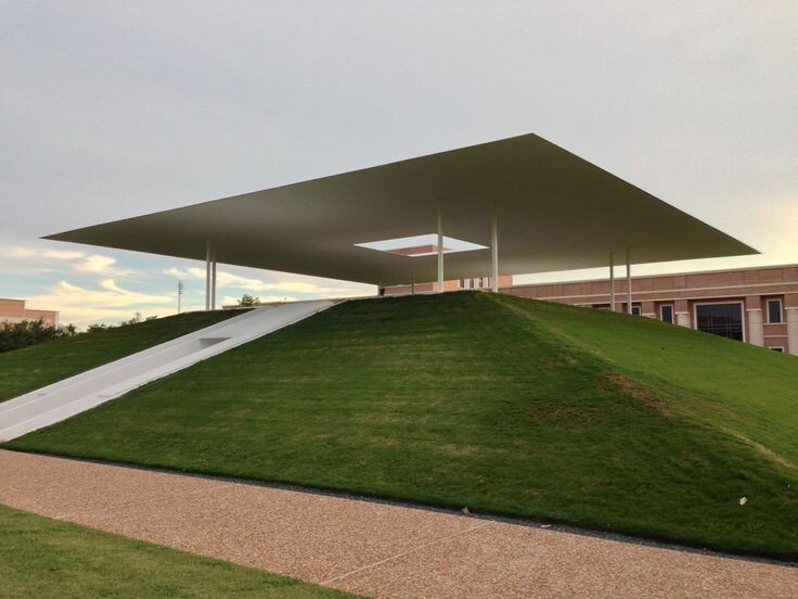 https://tr.pinterest.com/pin/james-turrell-skyspace-twilight-epiphany-at-rice-university--218143175675508129/