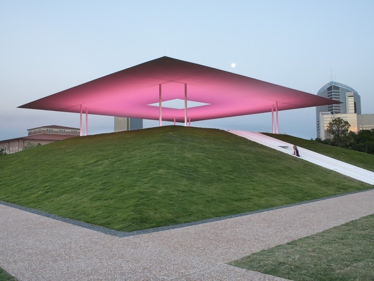https://tr.pinterest.com/pin/seeing-is-believing-james-turrell-reveals-the-secrets-of-his-mindbending-skyspace-at-rice-photo-by-michell--266275396688572255/