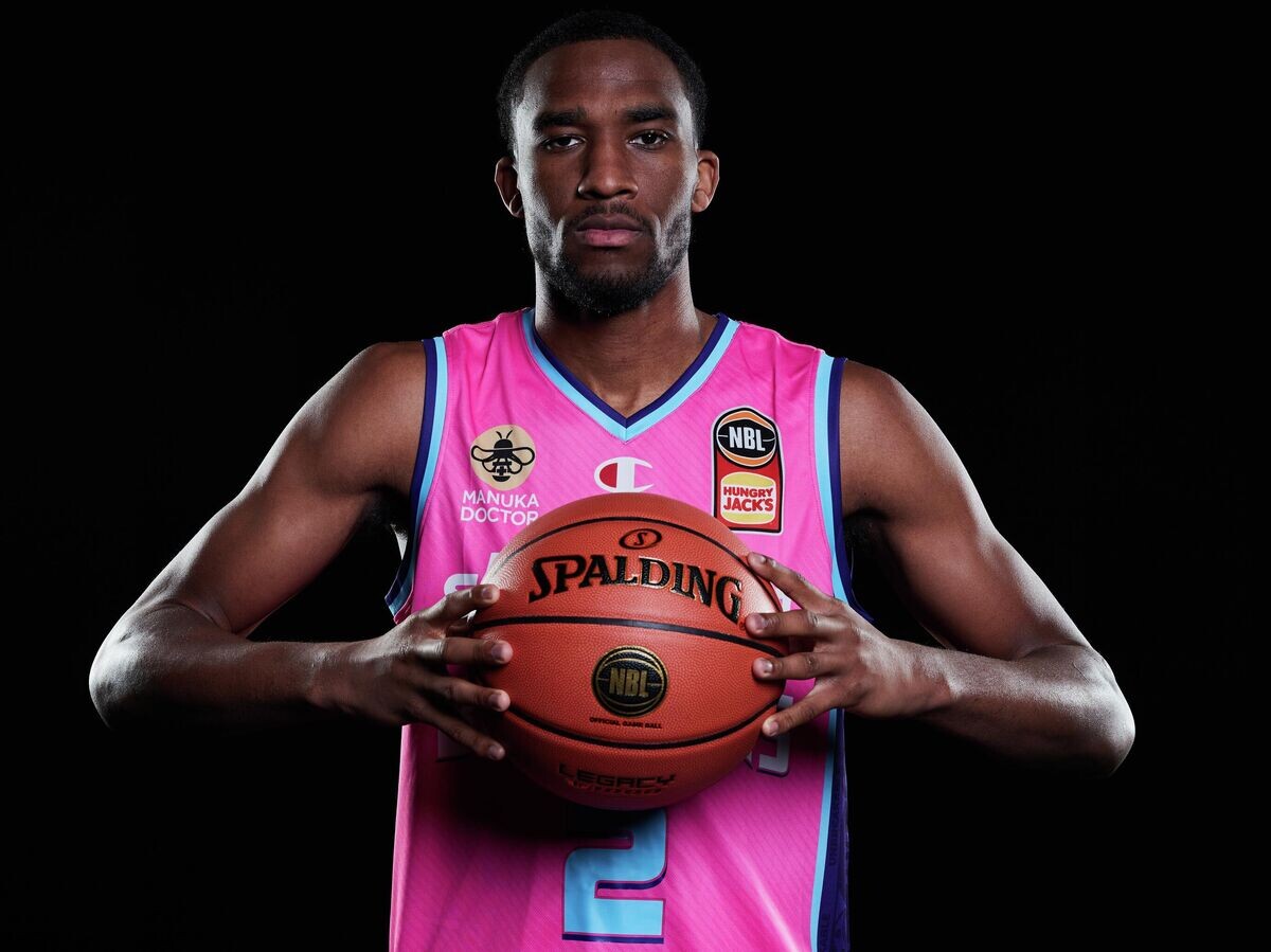    Американский баскетболист Джеремайя Мартин© Getty Images / Graham Denholm