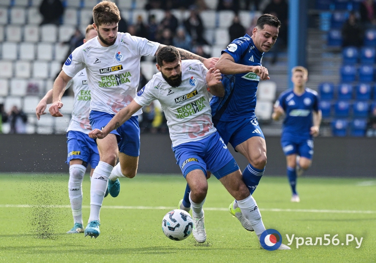    Из Воронежа в Оренбург: ФК «Оренбург» представил первого новичка — полузащитника Ираклия Квеквескири