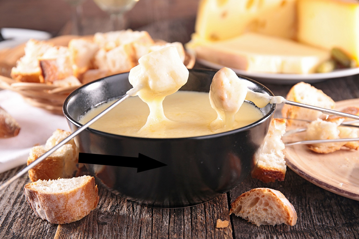    Русское фондю с сулугуни и грибами взорвет ваш ужин