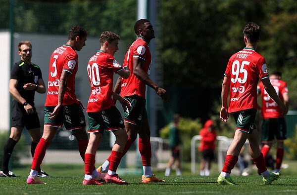    Локомотив разгромил Родину-2 со счётом 4:1 в товарищеском матче (источник изображения) News Express Team