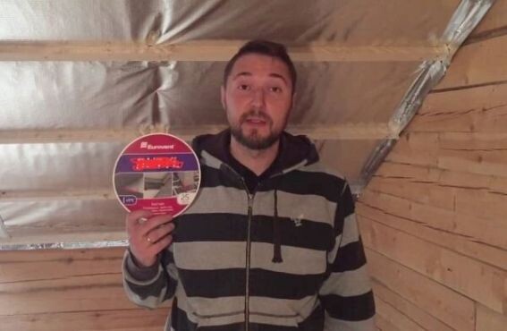 Мораль этого фото - кровельный скот нельзя покупать в сельмаге, а нужно его заказывать только в Германии, иначе получите проблемы с крышей