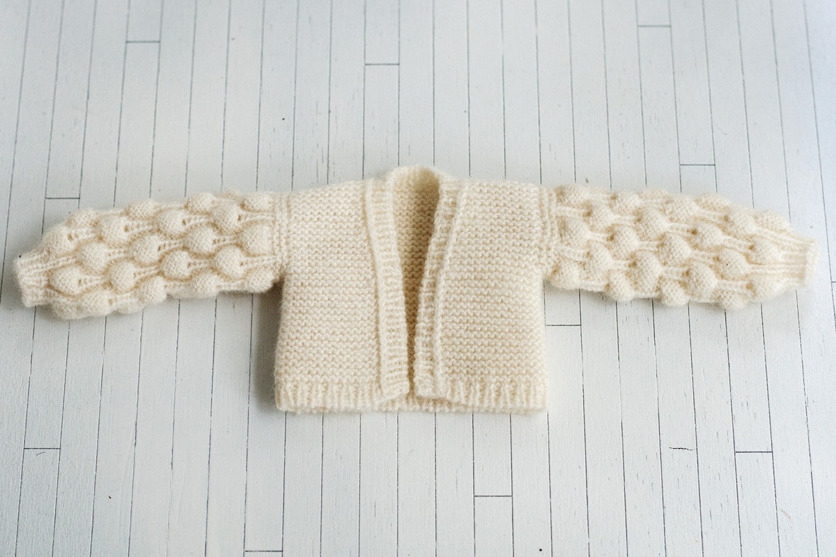 Кардиган связанный способом снизу вверх с этапами работы