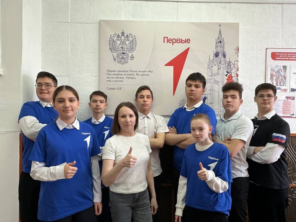    Евгений Солнцев поздравил оренбургских школьников со значимой победой Мария Чалкина