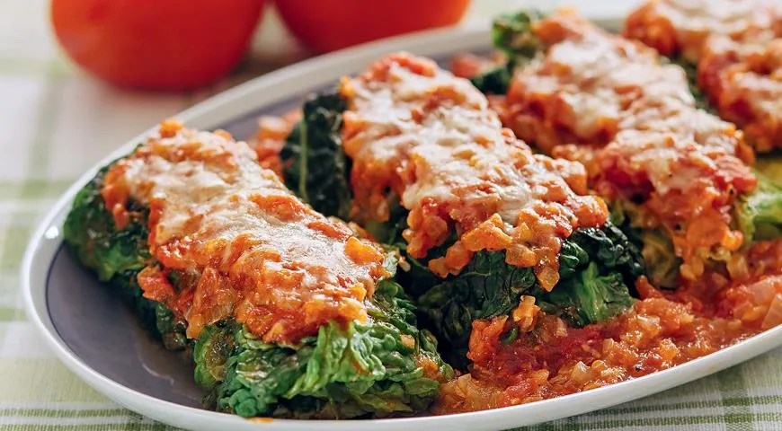 Голубцы из савойской капусты со сладким перцем: нежный вкус в каждом листе