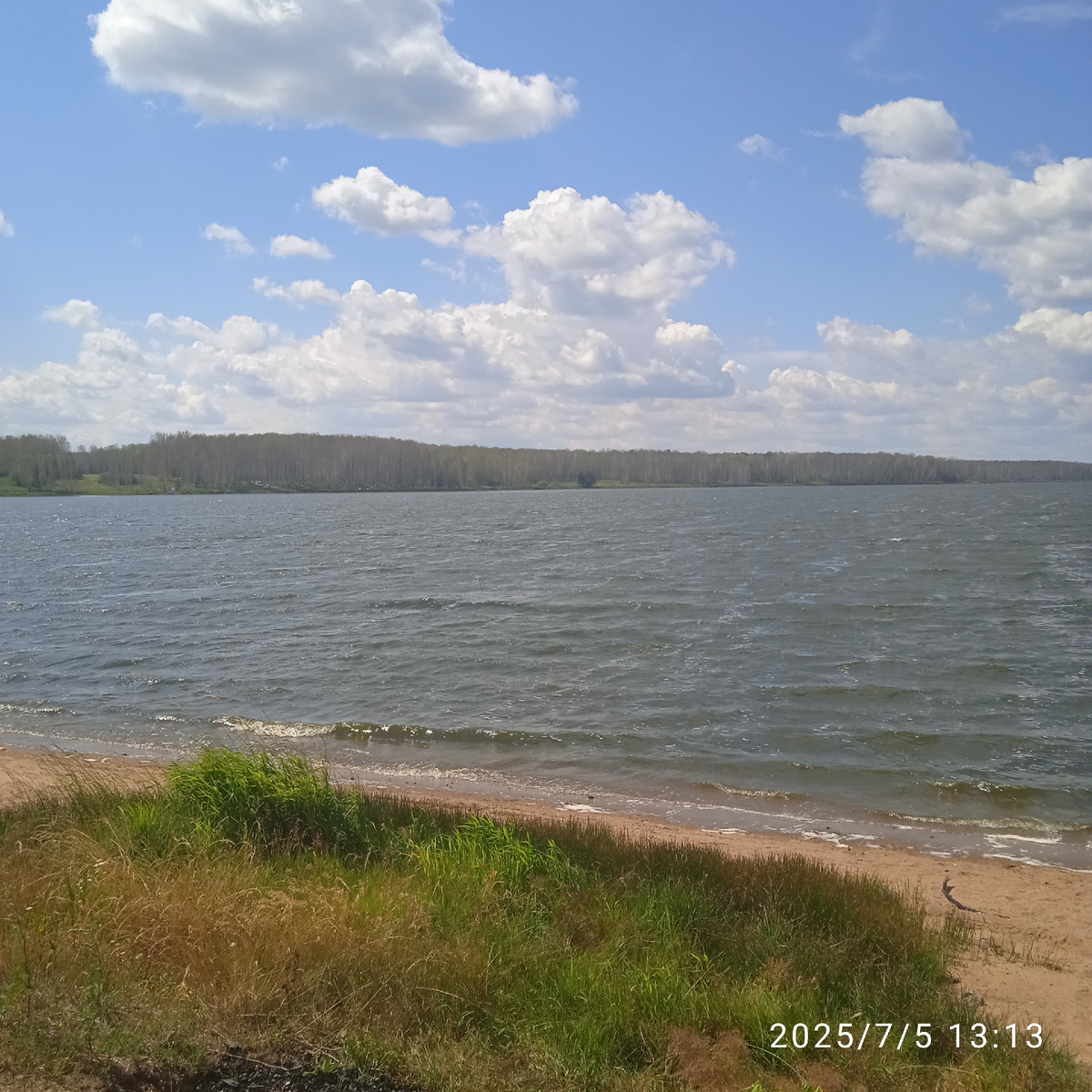 Едем на пруд Кокуй?! Трасса Екатеринбург-Тюмень, поворот на Байкалово, затем на Панова, через Вновь-Юрмытское на Кокуй, от Талицы 50 км. Везде красота. На самом Кокуе много палаток, рабаков, берег у самой плотины песок, ни чем не хуже Анапы.