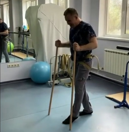 Это первые Шаги Александра Ивановича