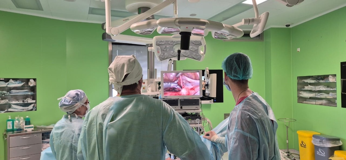    Хирурги Сургутского центра охраны материнства и детства помогли сохранить беременность женщине с серьезной патологией