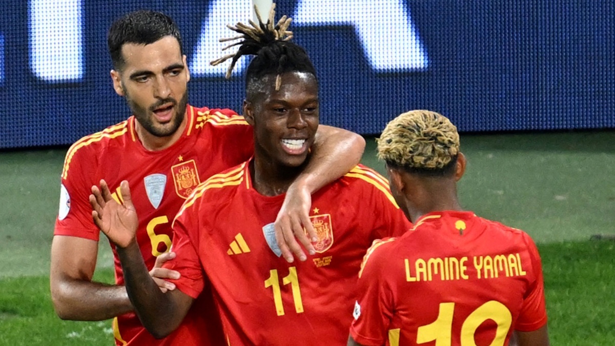 Нико Уильямс не будет играть с Ямалем в "Барселоне". Фото: REUTERS