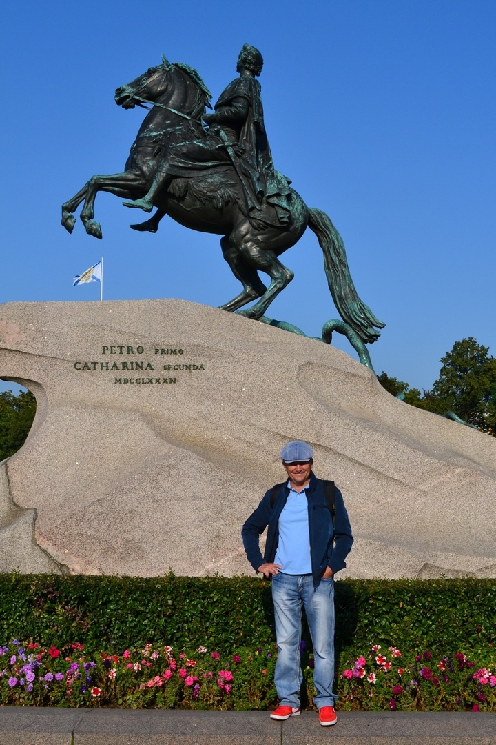 Фото автора. Кто сказал, что в Питере пасмурная погода?