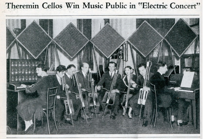 Фото 1932 года. Отсюда: https://120years.net/the-keyboard-theremin-leon-termen-usa-1930/