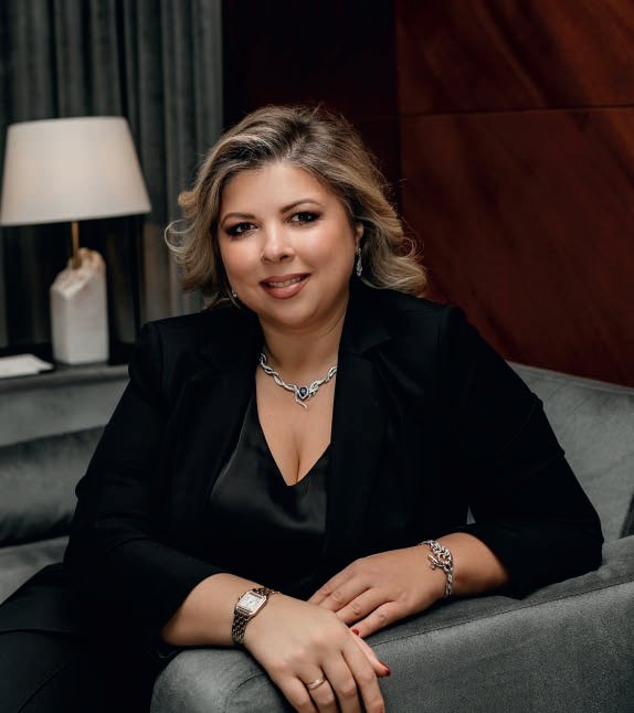 Мари Идрисова @mary_idrisova  — психолог, специалист по мышлению и коммуникациям, куратор сообщества «Код публичности» в Санкт-Петербурге