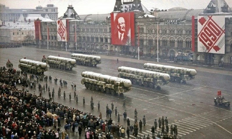 Последний парад советской армии в 1990 году