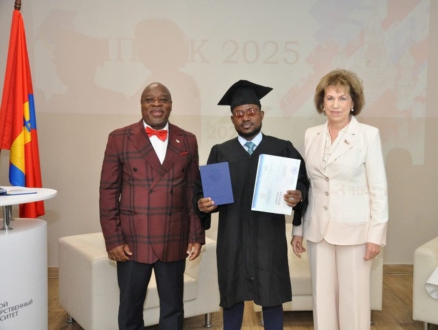 Посол африканской страны специально приезжал в Тверь. Угадайте, зачем