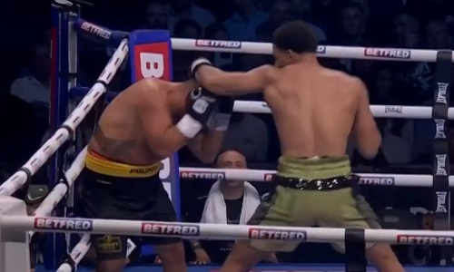 Стремительным нокаутом закончился дебютный бой «нового Джошуа» в профи. Видео