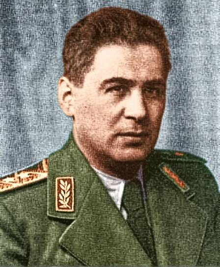 Павел Анатольевич Судоплатов. Источник: https://www.hurriyet.com.tr/gundem/stalinin-turk-suikastcisi-enver-pasanin-katillerinden-birini-de-oldurmus-42505657?utm_channel=Mail. Цвет восстановлен.