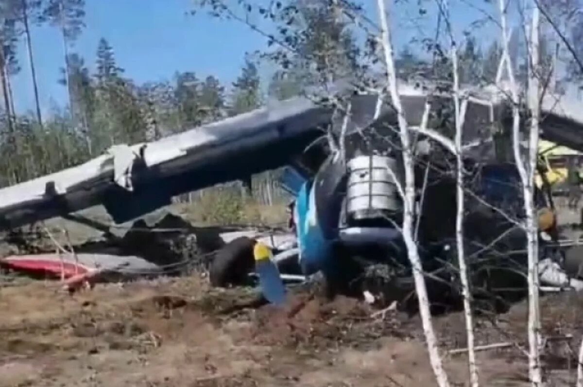    В Забайкалье при жёсткой посадке самолёта Ан-2 пострадали восемь человек