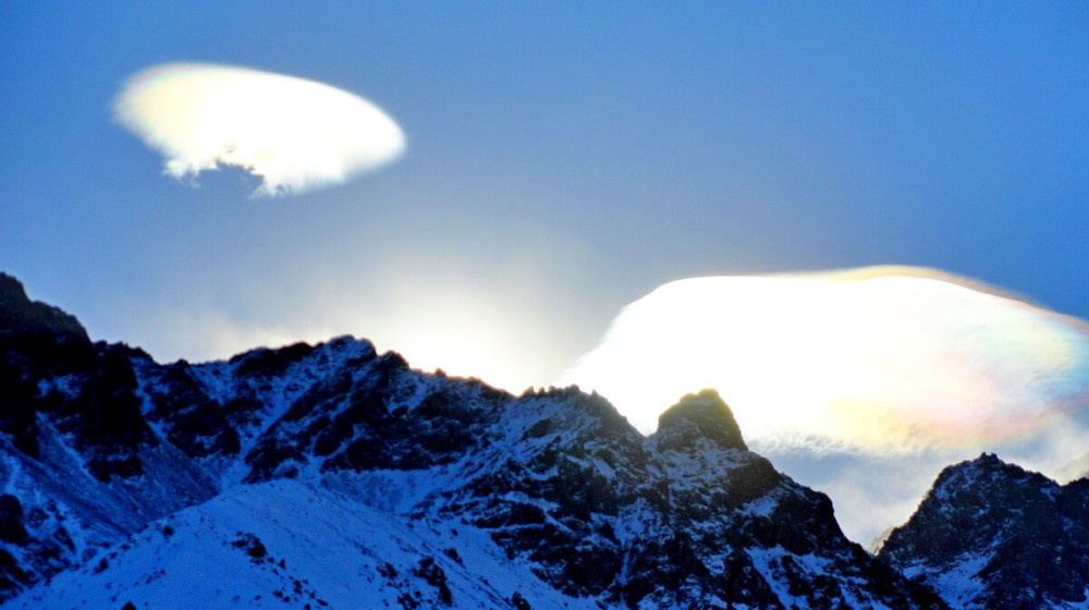    Лентикулярные облака над Челябинском НЛО или игра природы