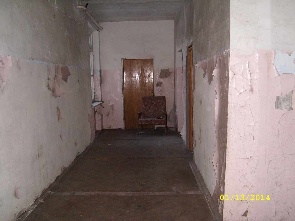 Начало, второй этаж.