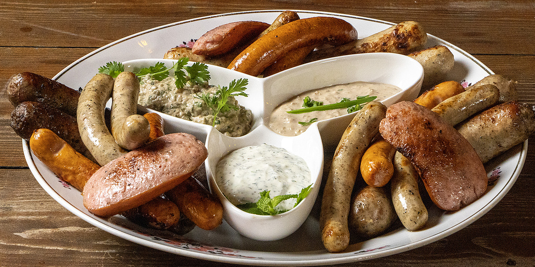 Три идеальных соуса для мяса на гриле