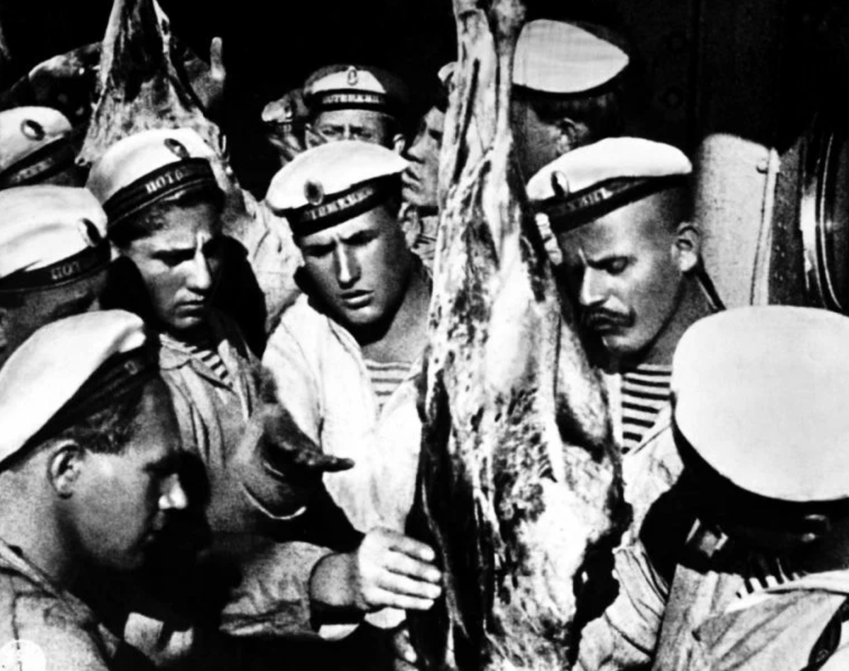    Кадр из фильма режиссера Сергея Эйзенштейна «Броненосец Потёмкин», 1925 год