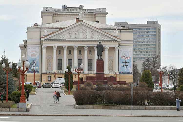    «Татарский театр оперы и балета, конечно, должен заниматься молодыми певцами, для чего же тогда в городе существует консерватория имени Жиганова?».   
Фото: «БИЗНЕС Online»