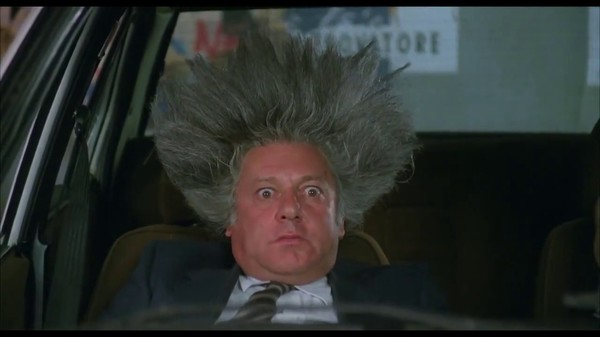 Паоло Вилладжо - ну как обойтись без его киногероя бухгалтера  Хуго Фантоцци! 