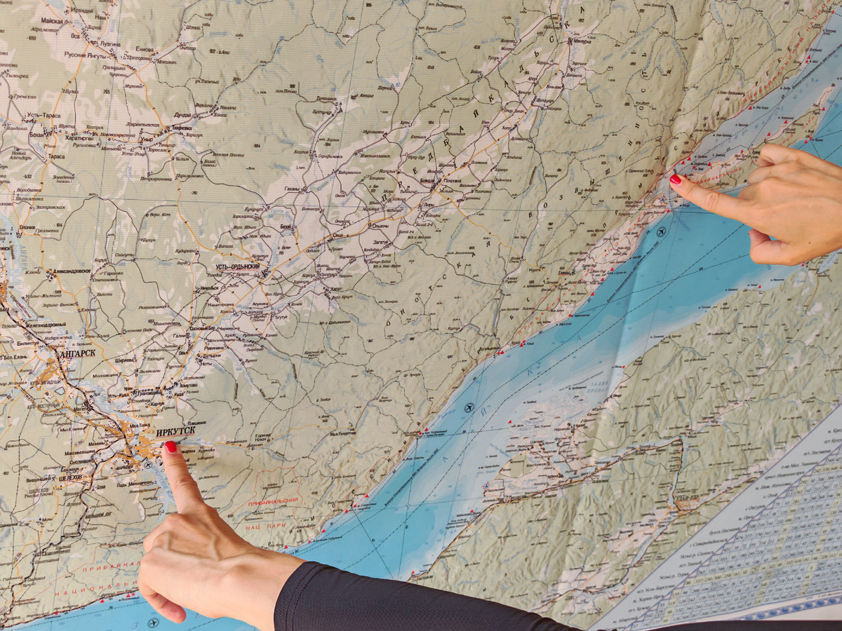 Парк-отель на Байкале расположен в Ольхонском районе Иркутской области у подножья мыса Уюга