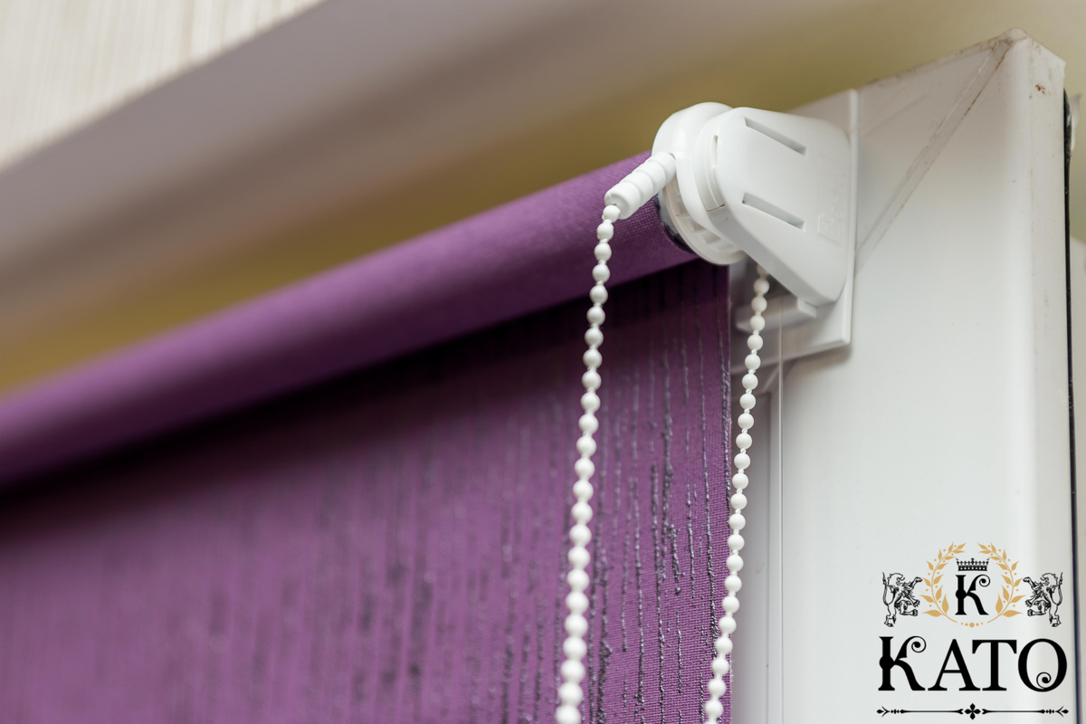 Рулоннаяштора на створку окна 